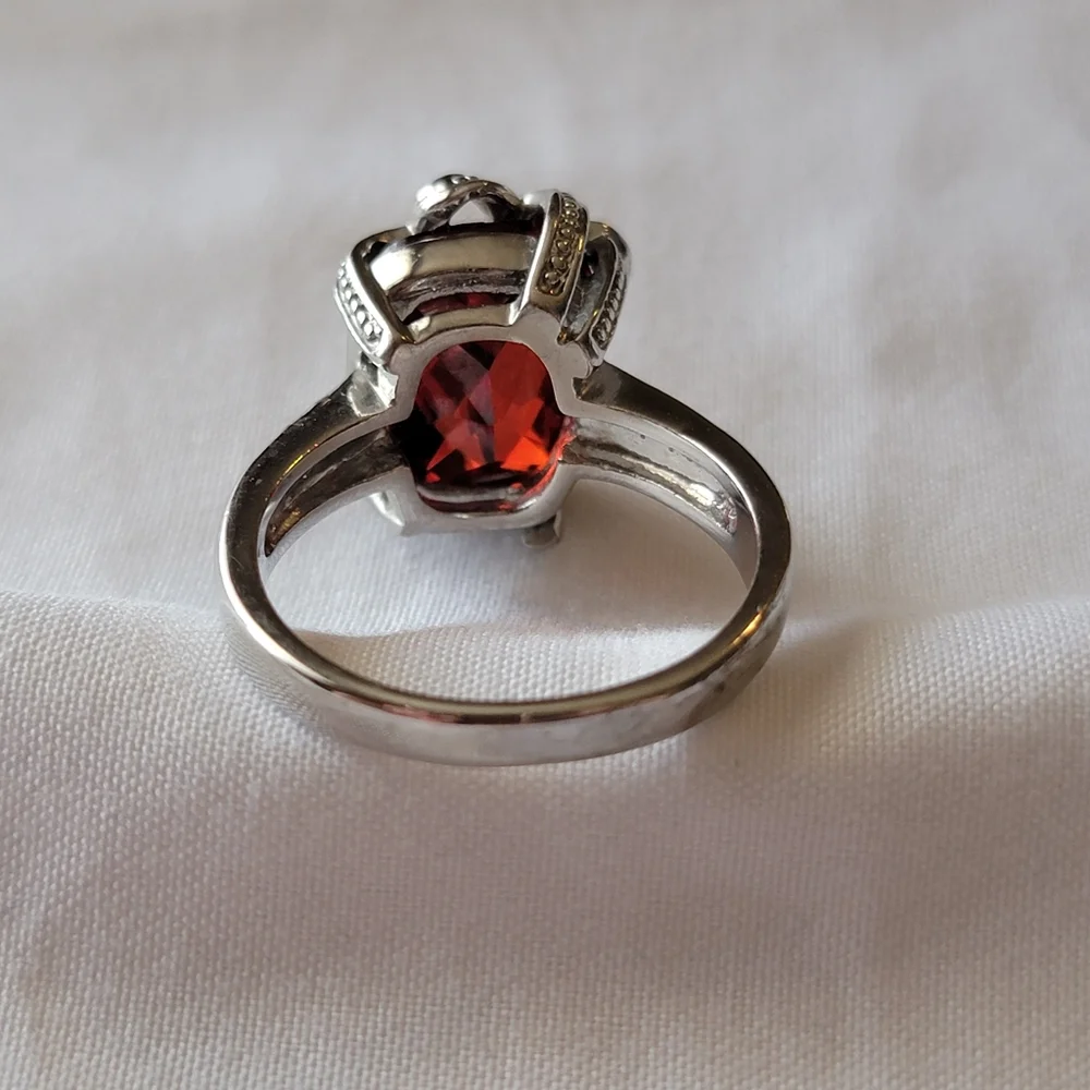 Gift Bow Garnet Simulated Gemstone Present Ring Silver Tone Christmas Holiday